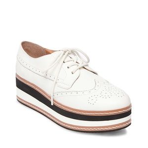 Steve Madden Greco Oxford Platforms!!